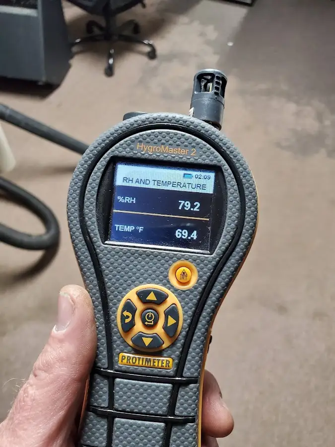 Moisture meter humidity assessment for Mold Remediation & Removal in Norway